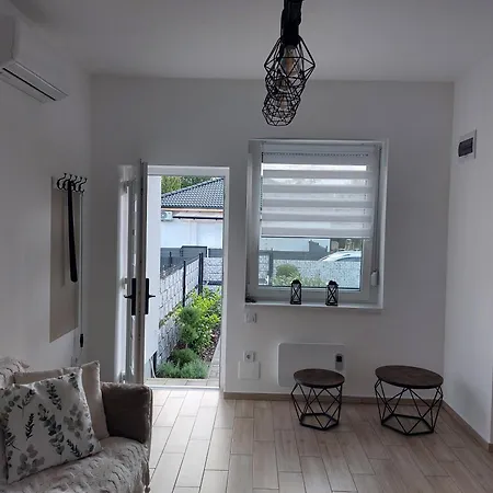 Holiday home Harom Testver