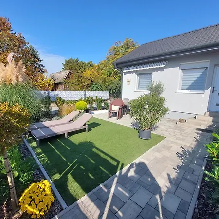 Holiday home Harom Testver *