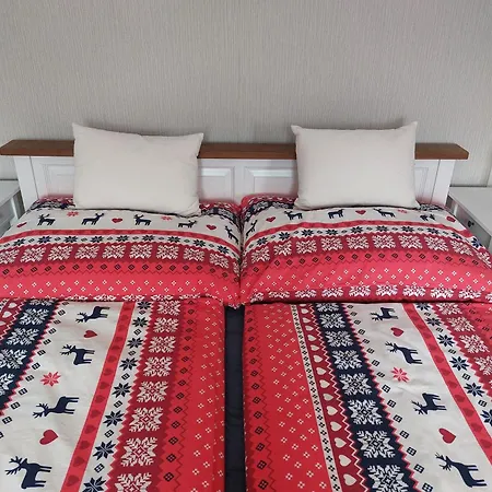 Dom wakacyjny Harom Testver Siófok