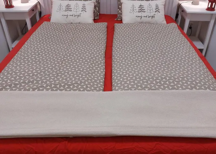 Holiday home Harom Testver *