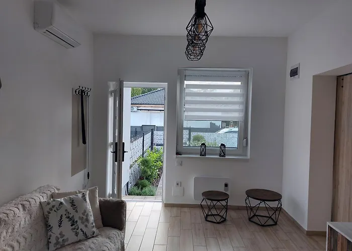 Holiday home Harom Testver